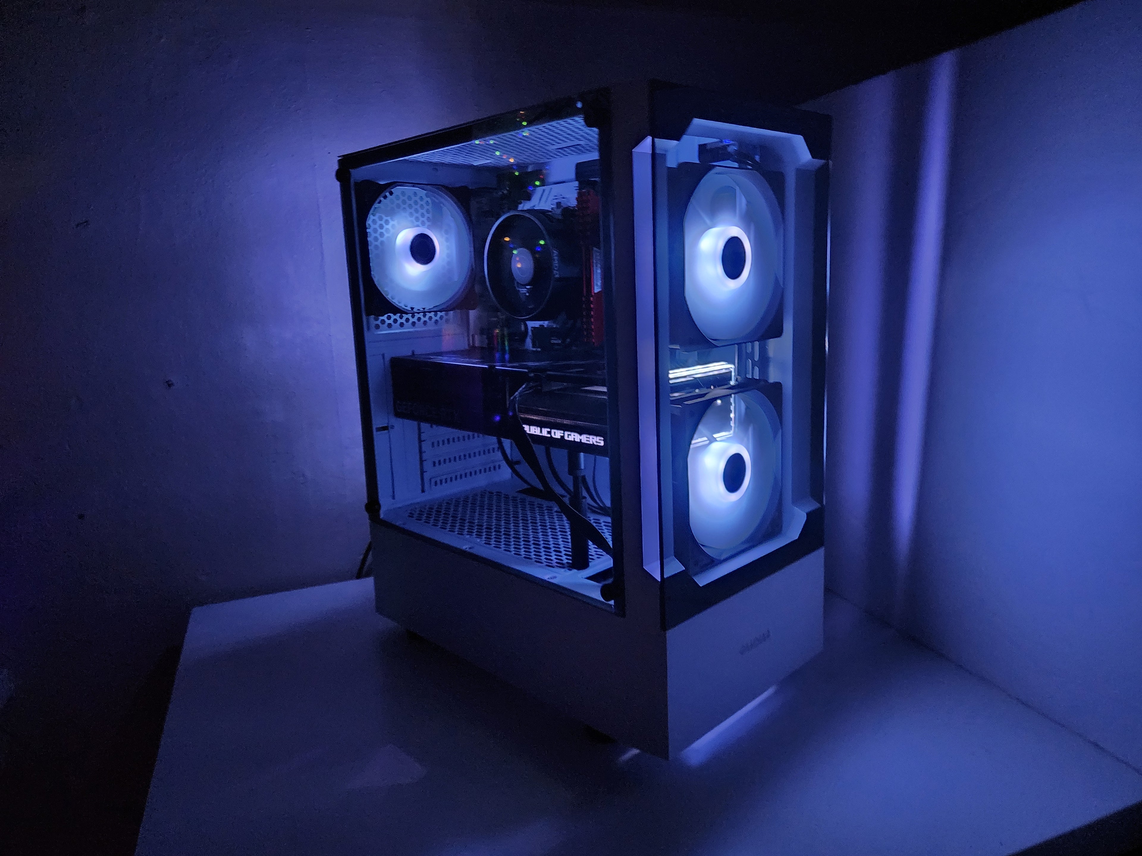 Dark Mangrove Lite Limited | RTX 4060 | Ryzen 5 3600 | 16GB | 500GB