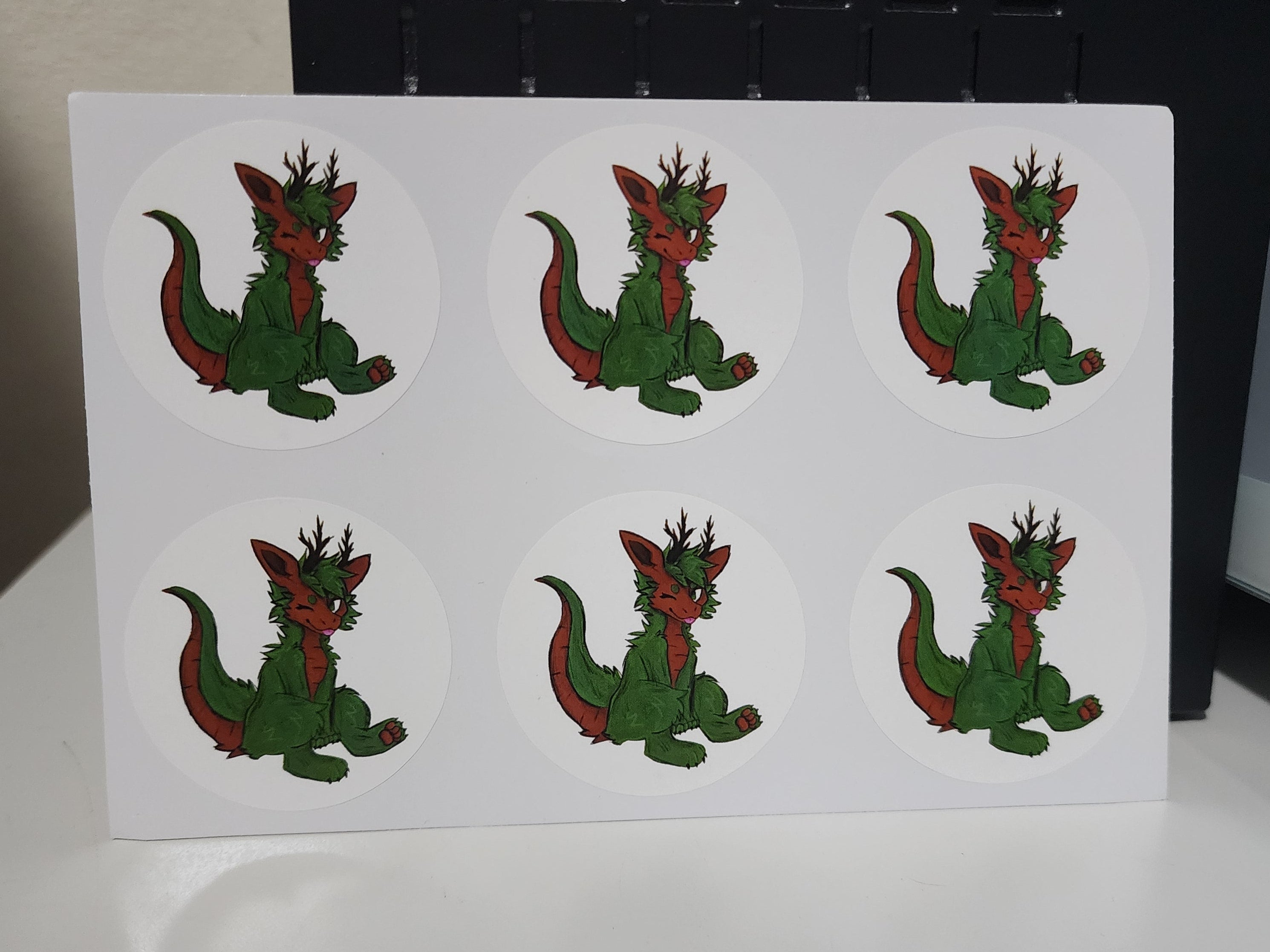 "Silly Cedar", 24 pack, circular stickers