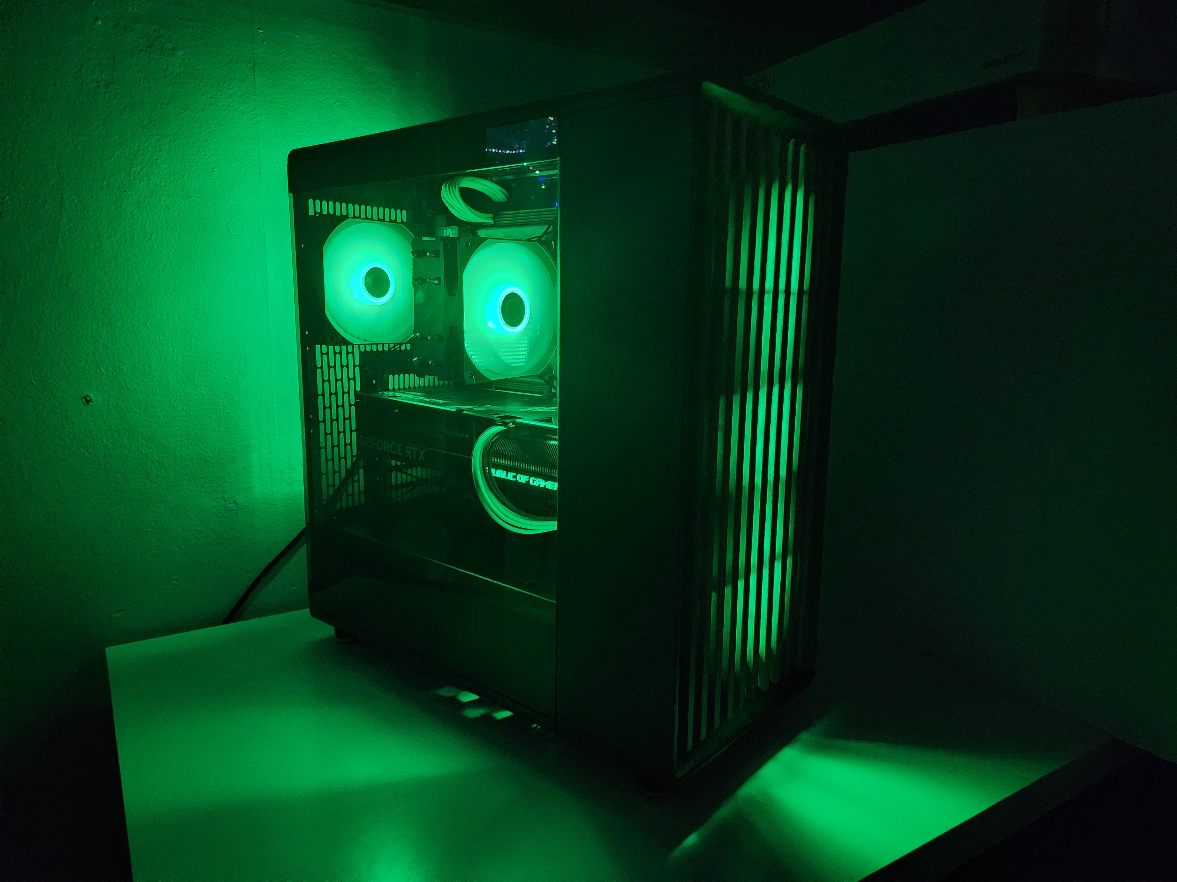 Cedar's Signature Pro | RTX 5070 | Ryzen 5 9600X | 32GB | 1.5TB