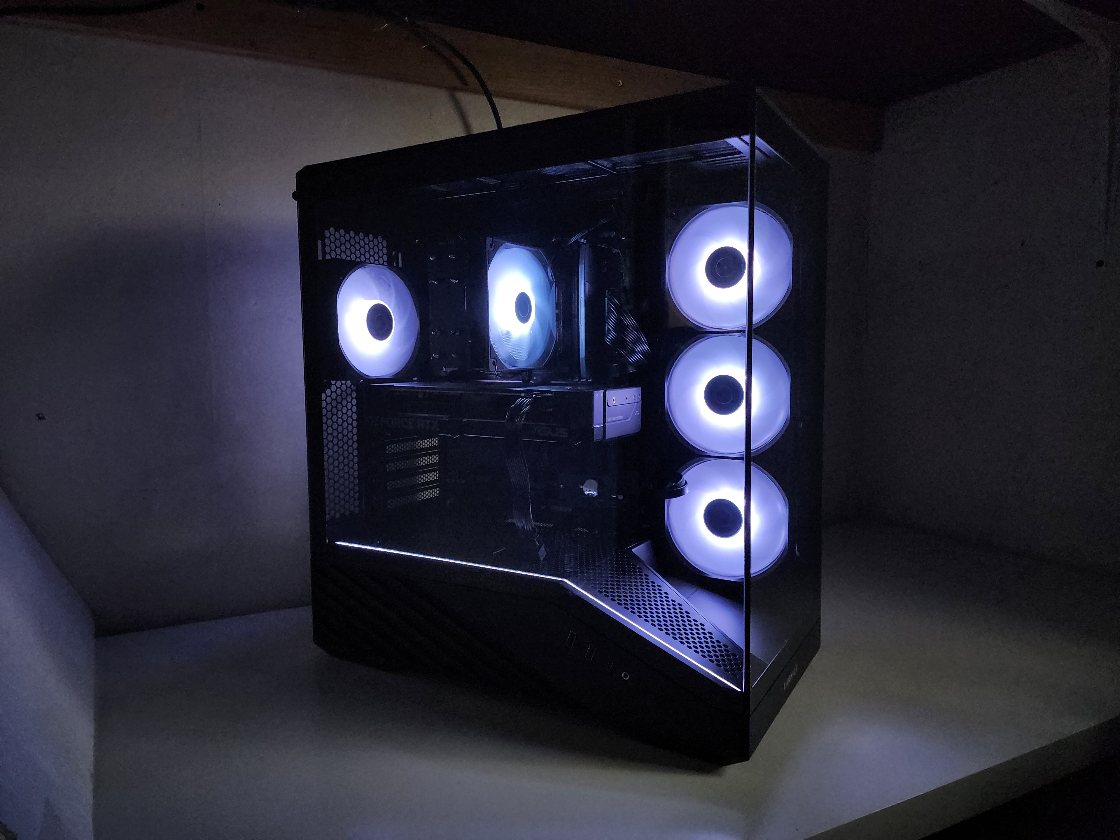 Ash Pro Lite Limited | RTX 4070 | Ryzen 5 7600 | 16GB | 1TB | X870