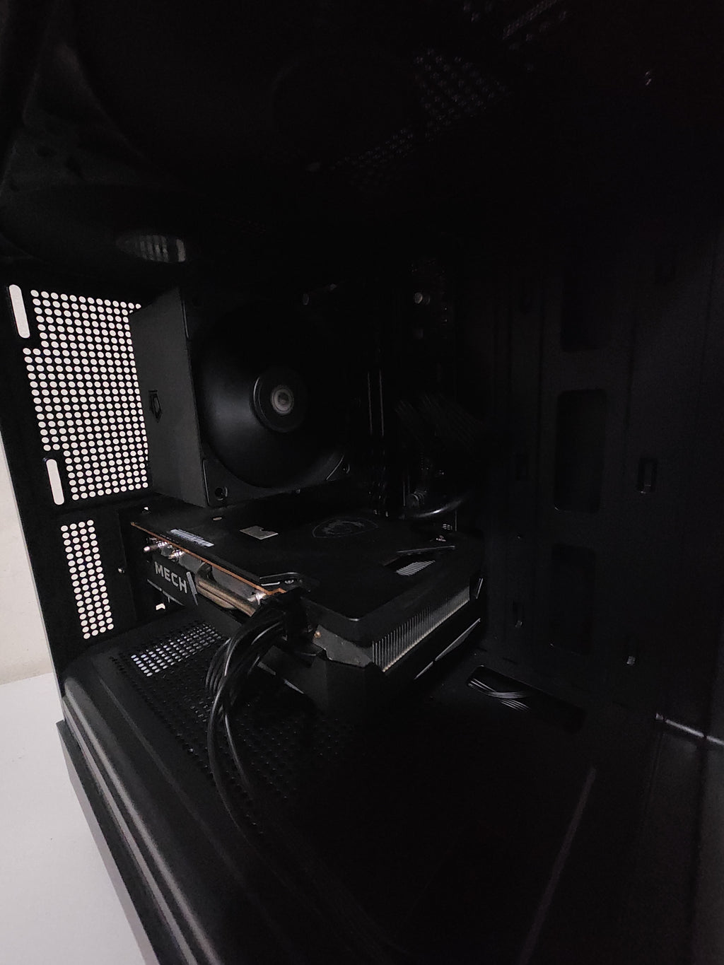 Glass Hemlock Lite Limited | Radeon RX 6600XT | Ryzen 5 3500X | 16GB | 512GB