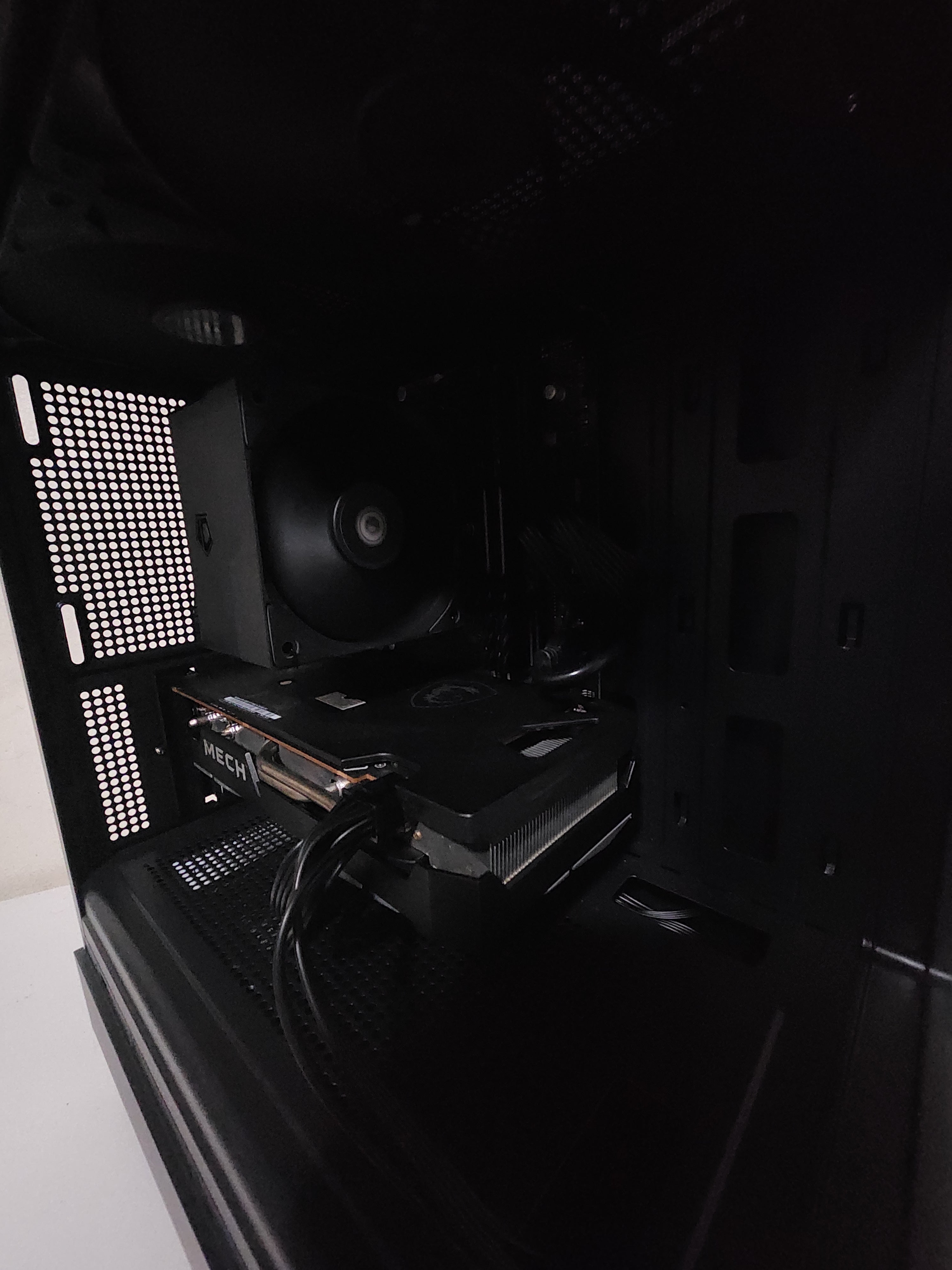 Glass Hemlock Lite Limited | Radeon RX 6600XT | Ryzen 5 3500X | 16GB | 512GB