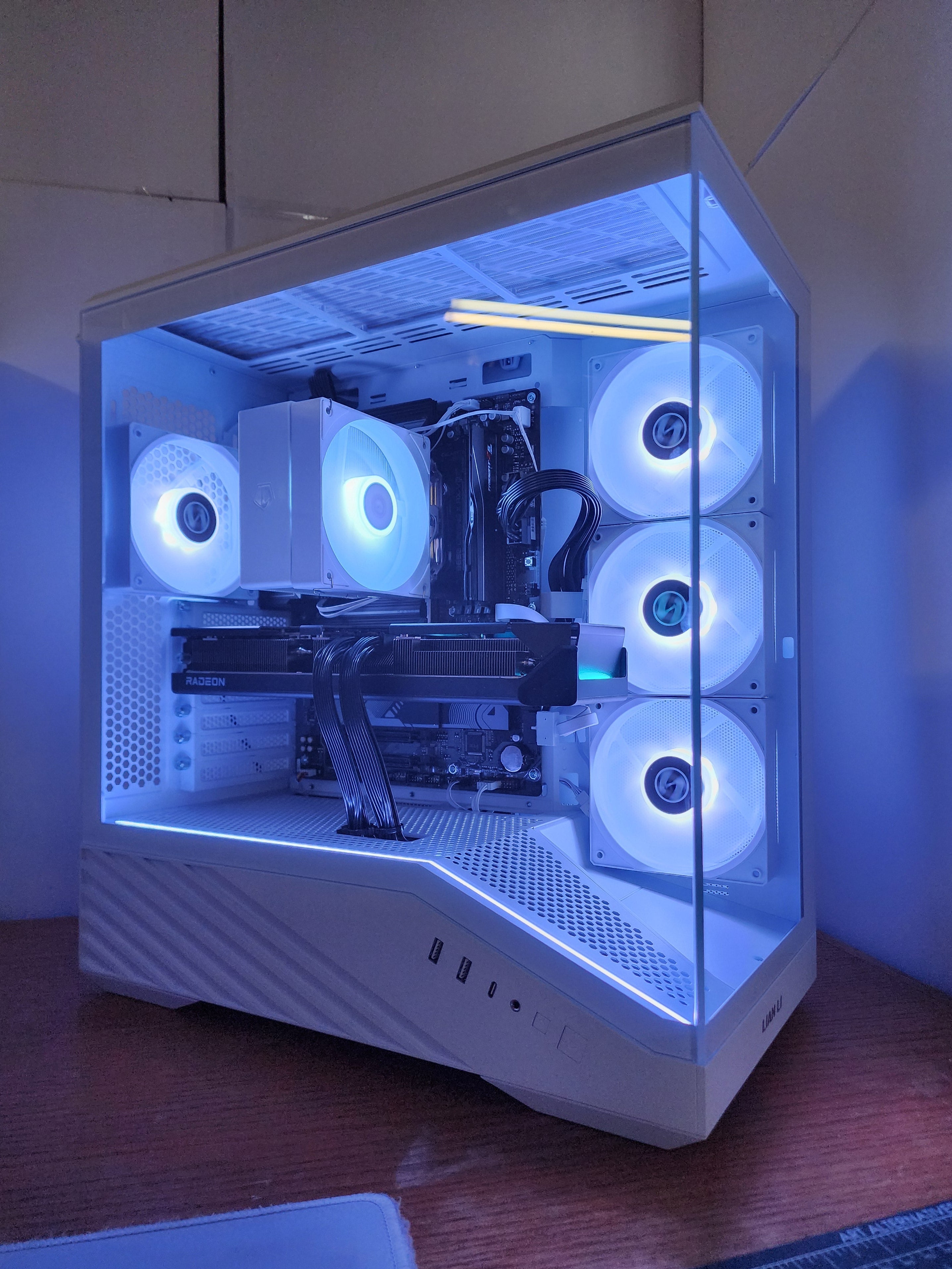 Birch Ultra Lite | RX 9070XT | Ryzen 5 9600X | 32GB | 1TB