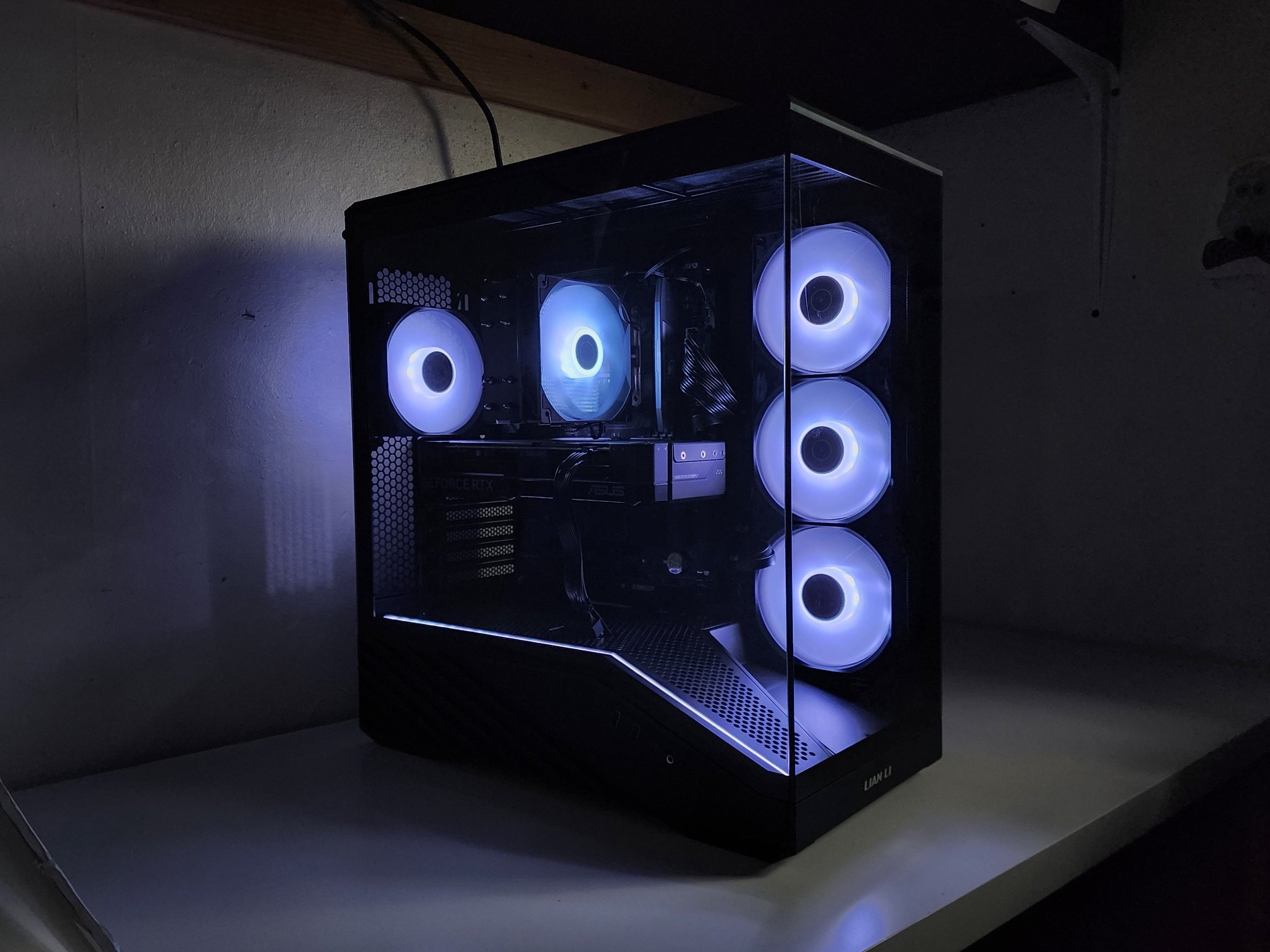 Ash Pro Lite Limited | RTX 4070 | Ryzen 5 7600 | 16GB | 1TB | X870