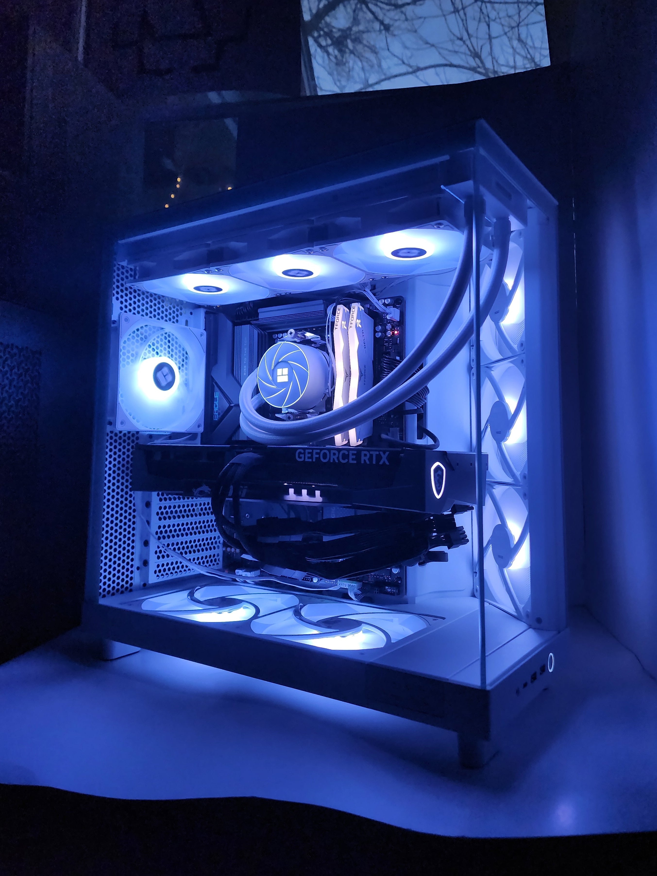 Birch Flow Ultra Limited | RTX 5070 TI | Ryzen 9 7950X | 64GB | 2TB