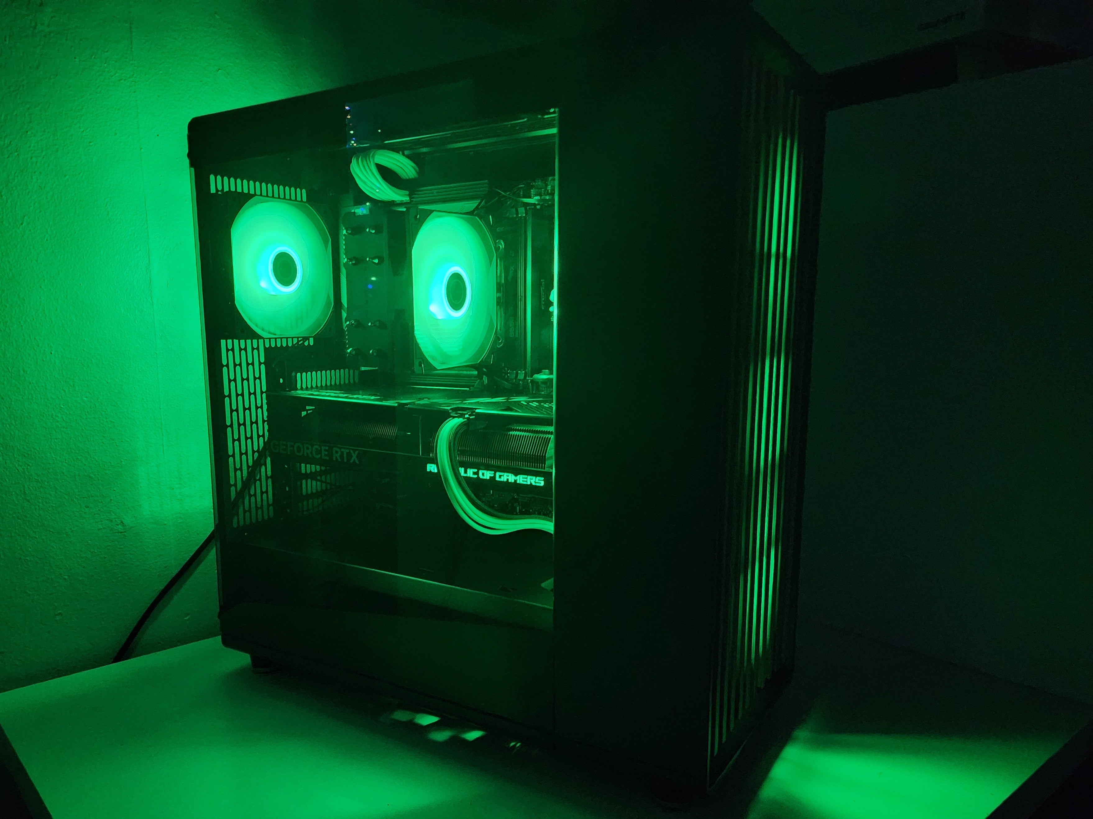 Cedar's Signature Pro | RTX 5070 | Ryzen 5 9600X | 32GB | 1.5TB