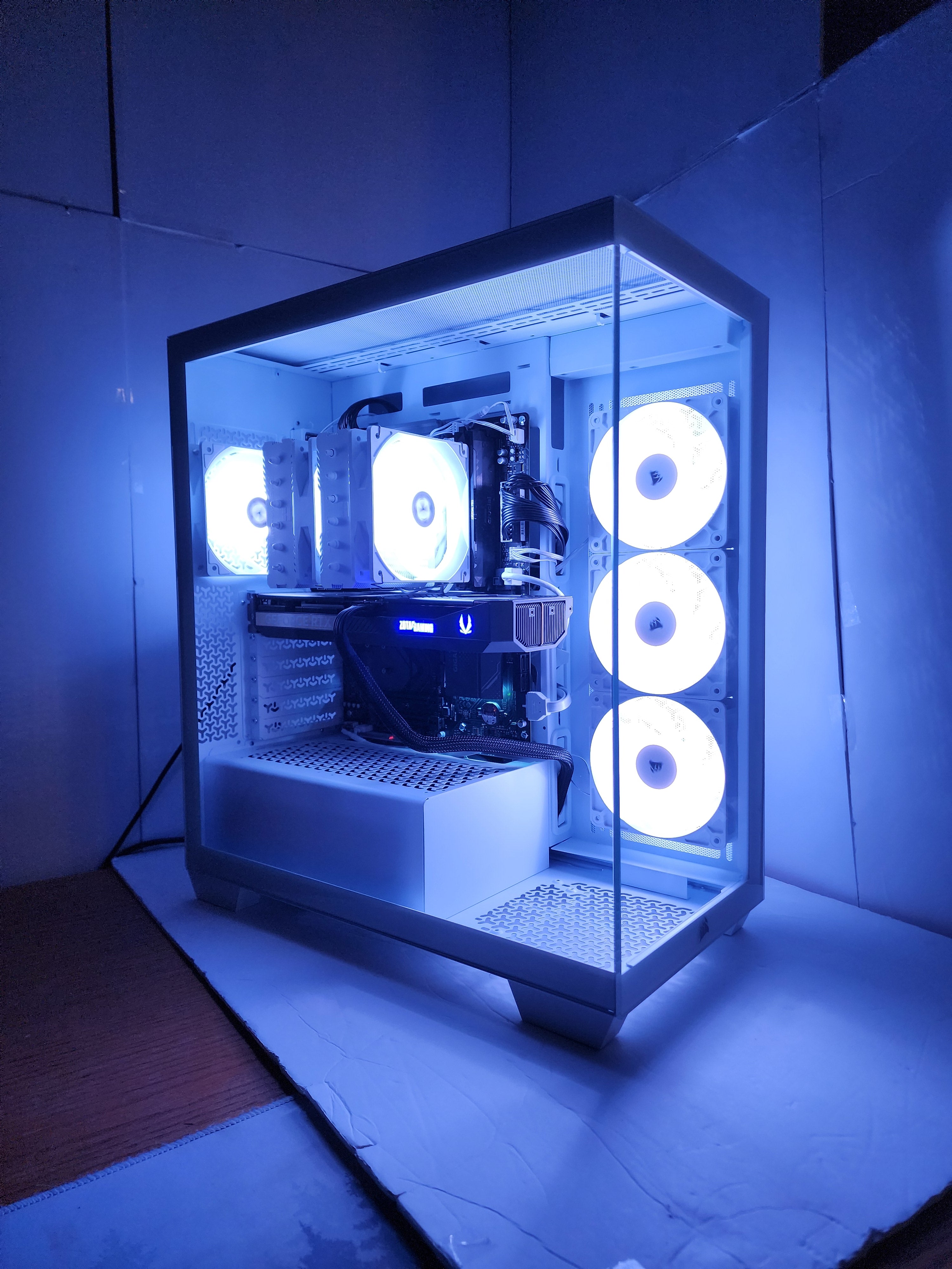 Birch Pro Limited V2 | RTX 5070 | Ryzen 7 7700X | 32GB | 1TB
