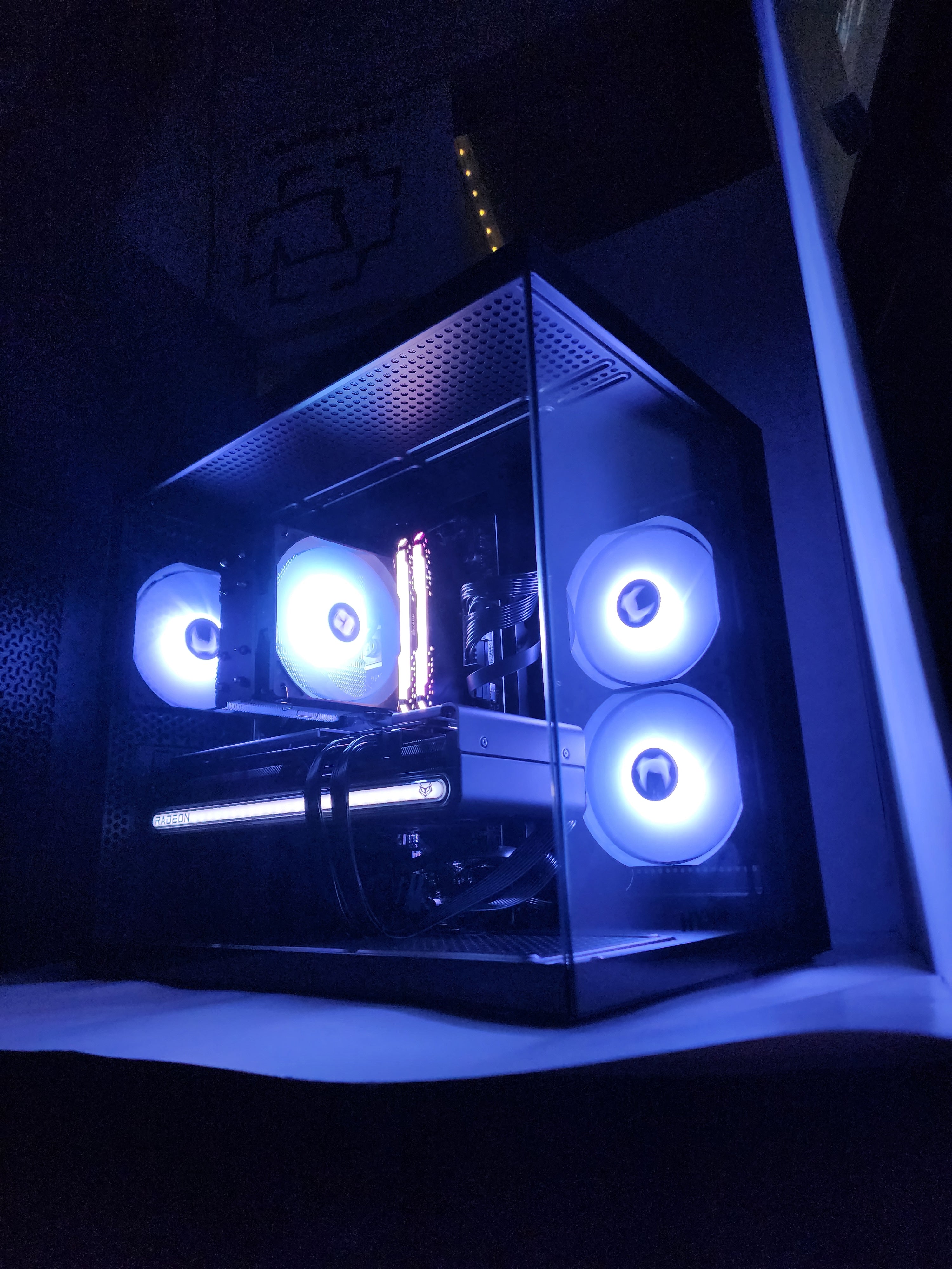 Ash Lite Limited | RX 7700XT | Ryzen 5 5500 | 16GB | 1TB