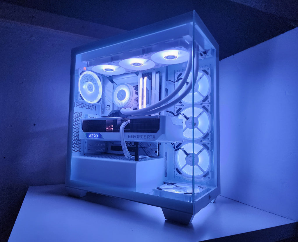 White Aspen Ultra Limited | RTX 4080 | I9-12900K | 32GB | 2TB