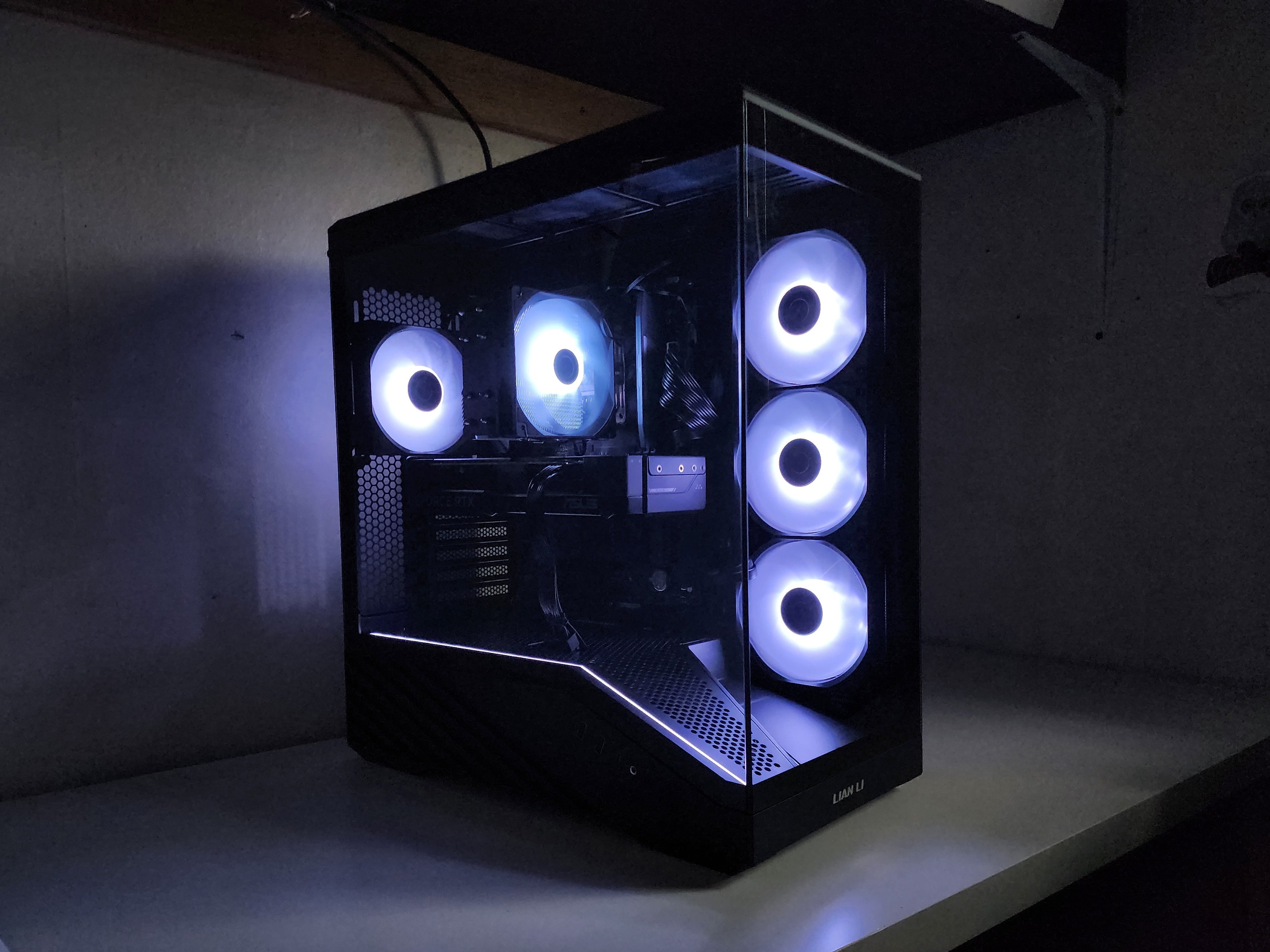 Ash Pro Lite Limited | RTX 4070 | Ryzen 5 7600 | 16GB | 1TB | X870