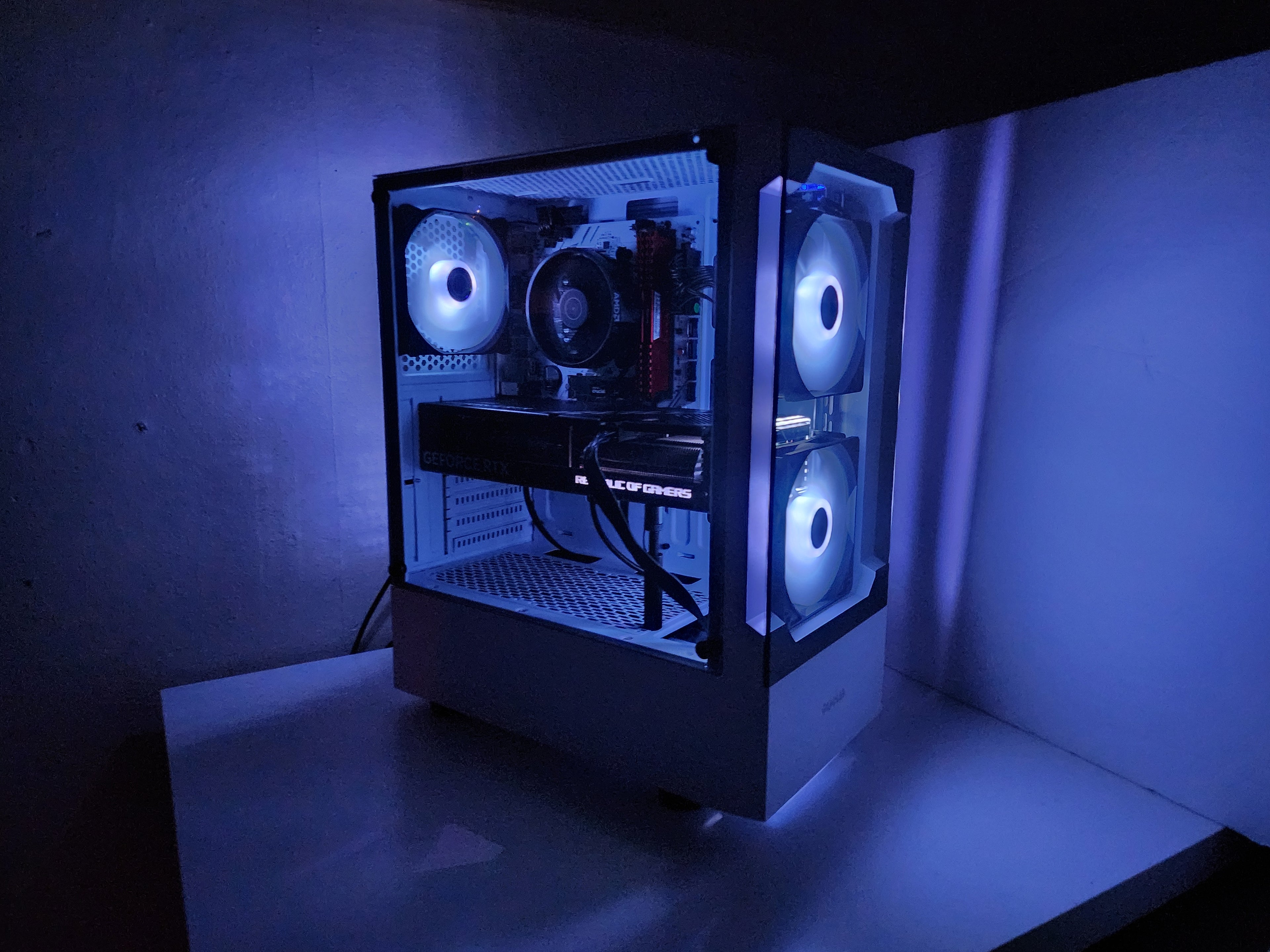 Dark Mangrove Lite Limited | RTX 4060 | Ryzen 5 3600 | 16GB | 500GB