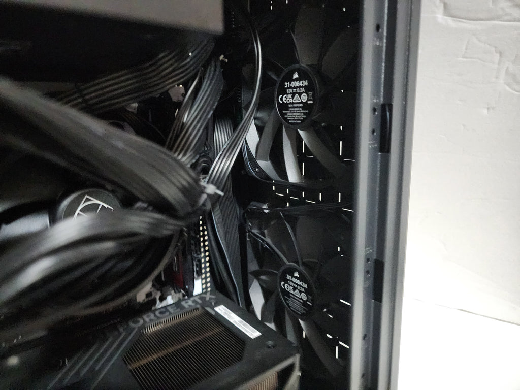 Hemlock Lite Limited | RTX 5060 | Ryzen 5 5500 | 32GB | 500GB