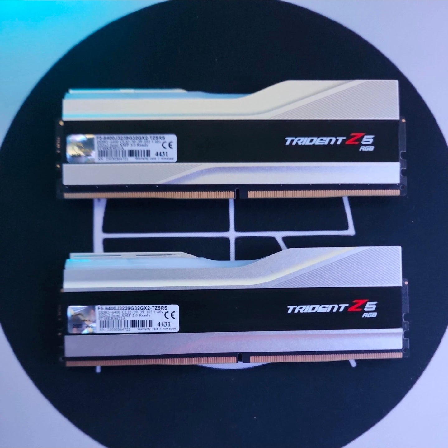 64GB DDR5 6400MT/S CL32 G.Skill Trident Z5 White RGB