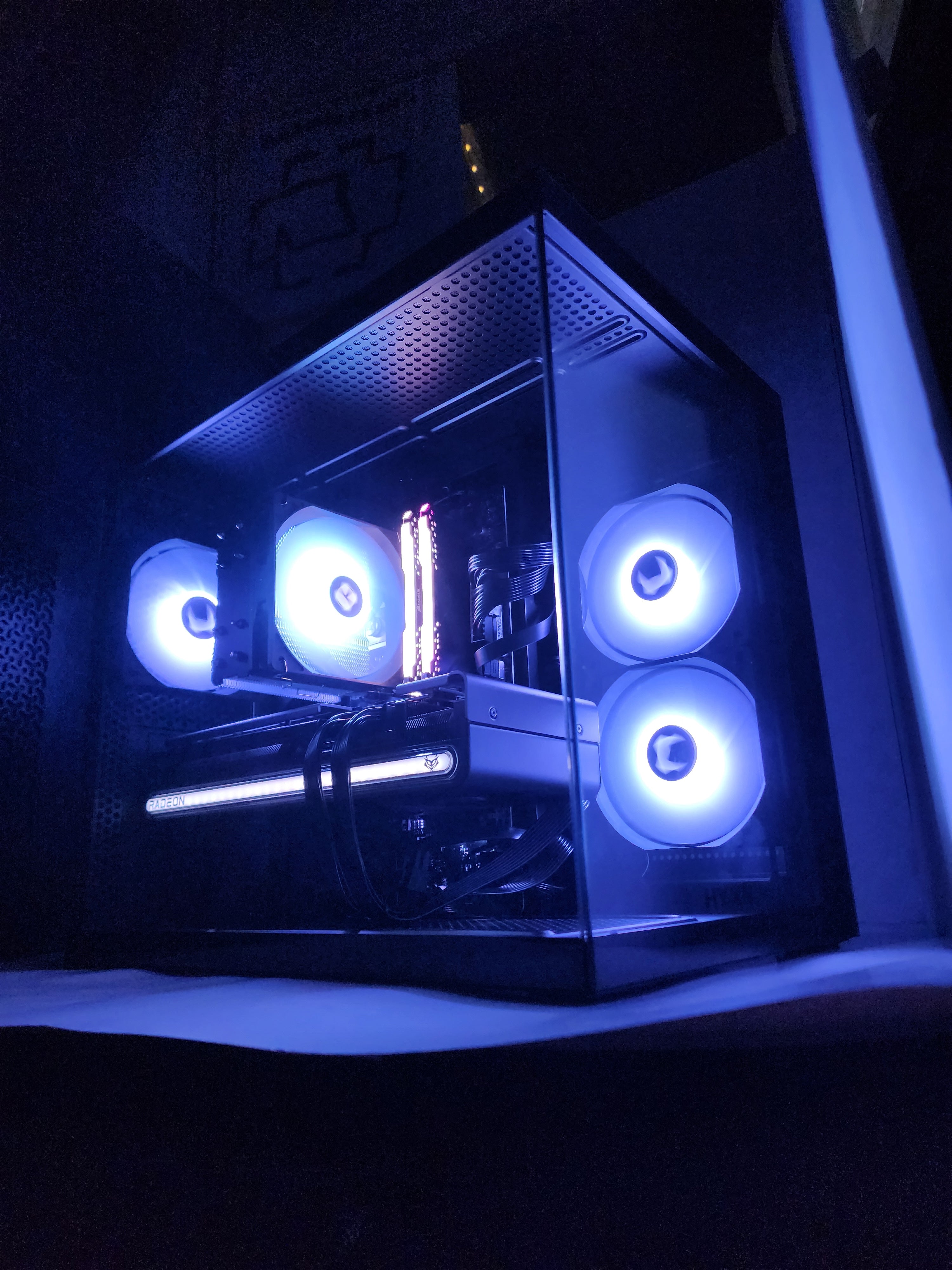 Ash Lite Limited | RX 7700XT | Ryzen 5 5500 | 16GB | 1TB