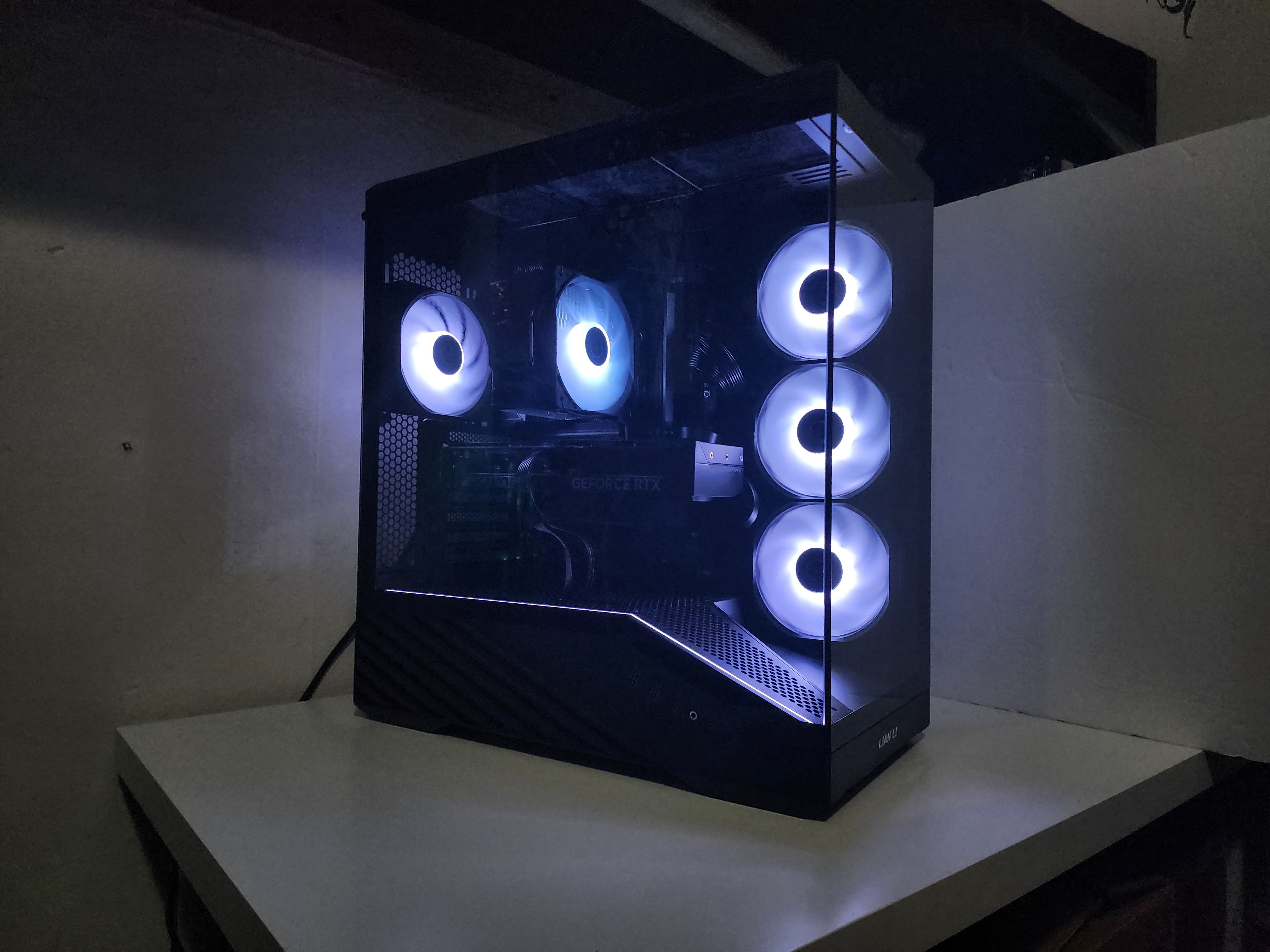 Ash Pro Limited | RTX 5070 | Ryzen 5 7600 | 32GB | 1.5TB