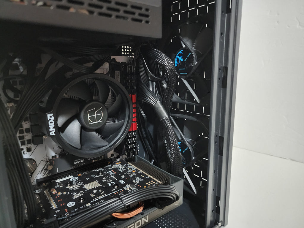 Hemlock Basic Limited | RX 6500 XT | Ryzen 7 1700x | 16GB | 500GB