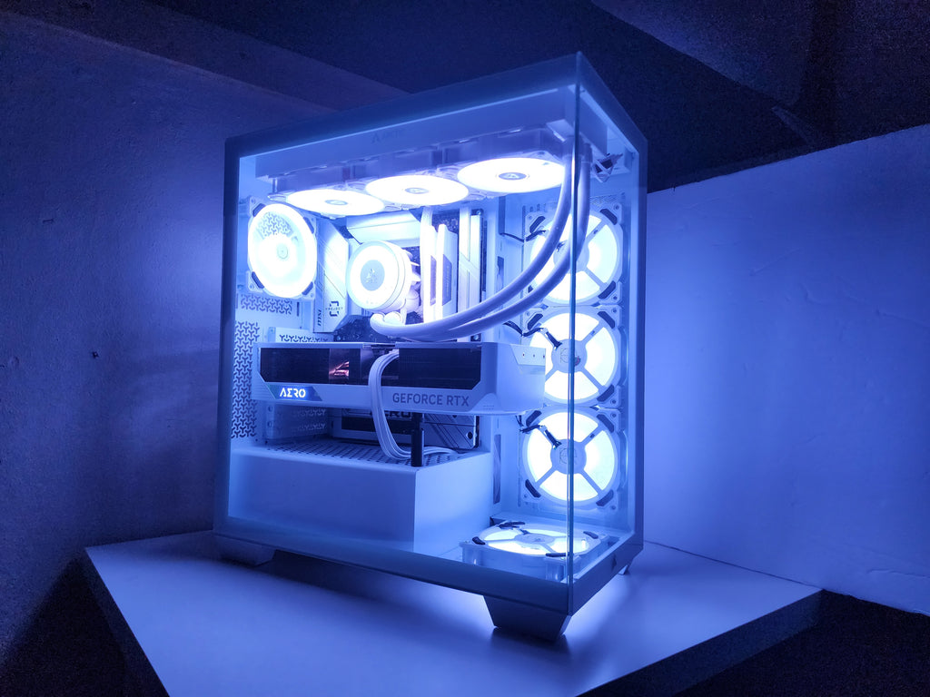White Aspen Ultra Limited | RTX 4080 | I9-12900K | 32GB | 2TB