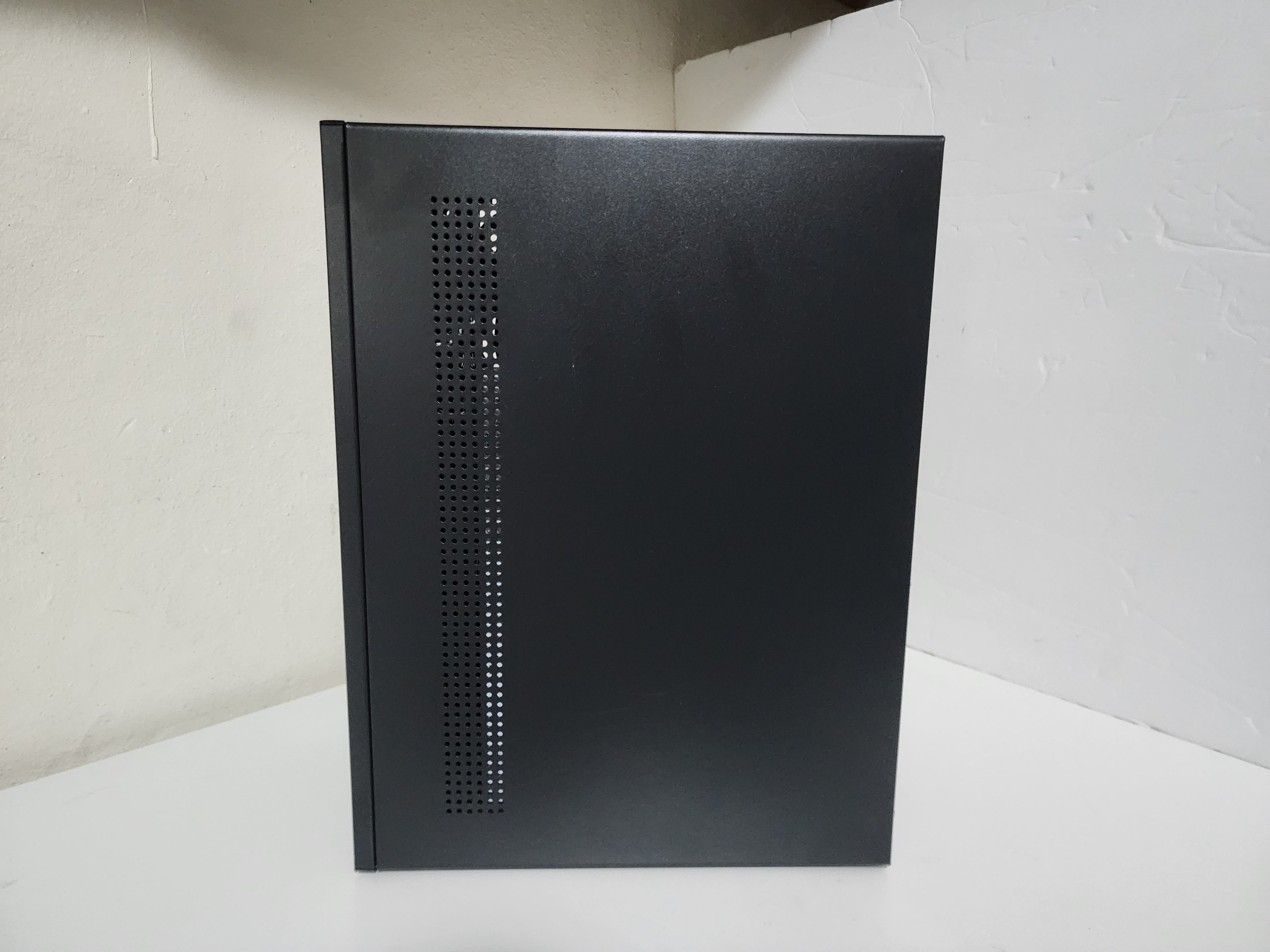 Hemlock Lite Limited | RTX 5060 | Ryzen 5 5500 | 32GB | 500GB